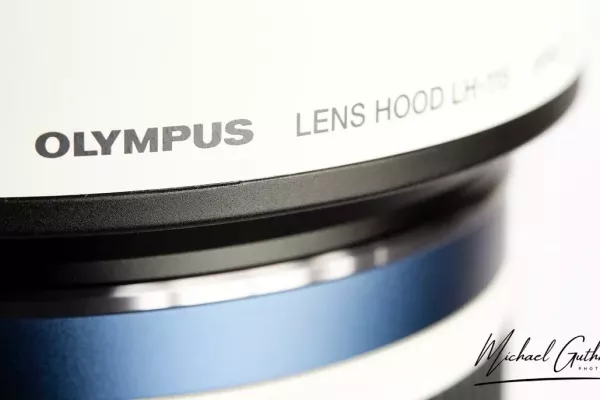 EZ-M1540PRO_Lenshood2_web