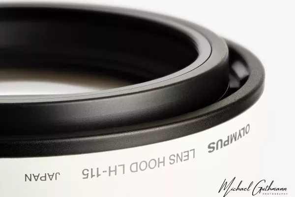 M.Zuiko Digital ED 150-400mm F4.5 TC1.24x IS PRO lens hood