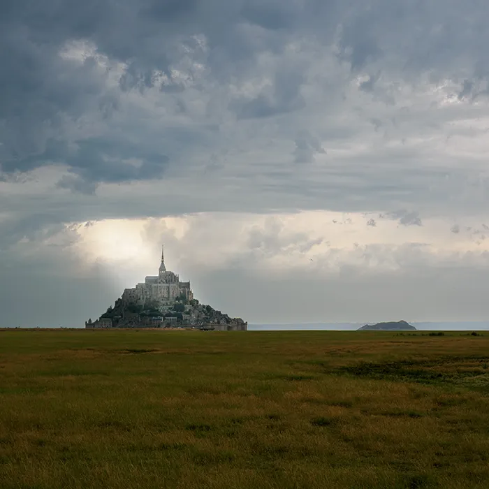 Mont Saint Michel bei stürmischem Wetter